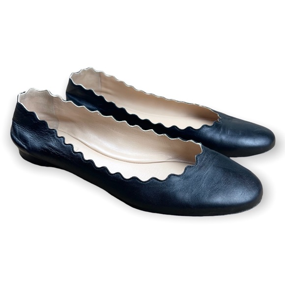 Chloé Lauren Ballet Scalloped Flats in Black Leather - Picture 1 of 9